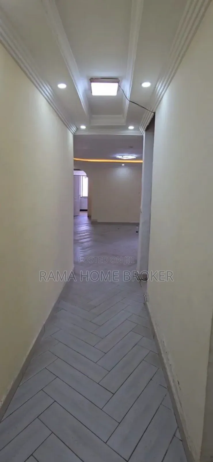 Furnished 3bdrm Condo in አያት 49 40/60 ኮንዶሚኒየም, Yeka for sale