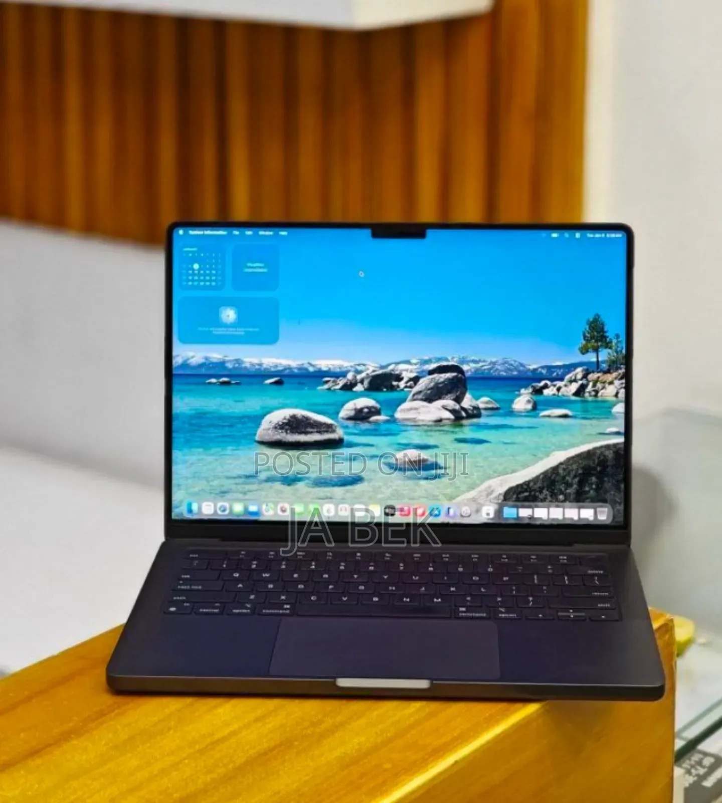 New Apple MacBook Pro 2023 M3 14-inch 18GB Apple M3 Pro SSD 512GB