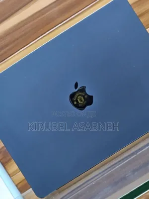 New Laptop Apple MacBook Air 2025 M4 13-inch 16GB Apple M4 SSD 256GB