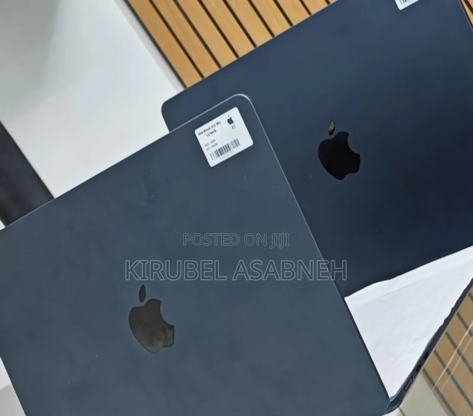 New Laptop Apple MacBook Air 2025 M4 13-inch 16GB Apple M4 SSD 256GB