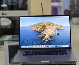 New Laptop Apple MacBook Pro 2019 16GB Intel Core i7 SSD 512GB
