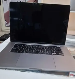 Laptop Apple MacBook Pro 2019 32GB Intel Core i9 SSD 512GB