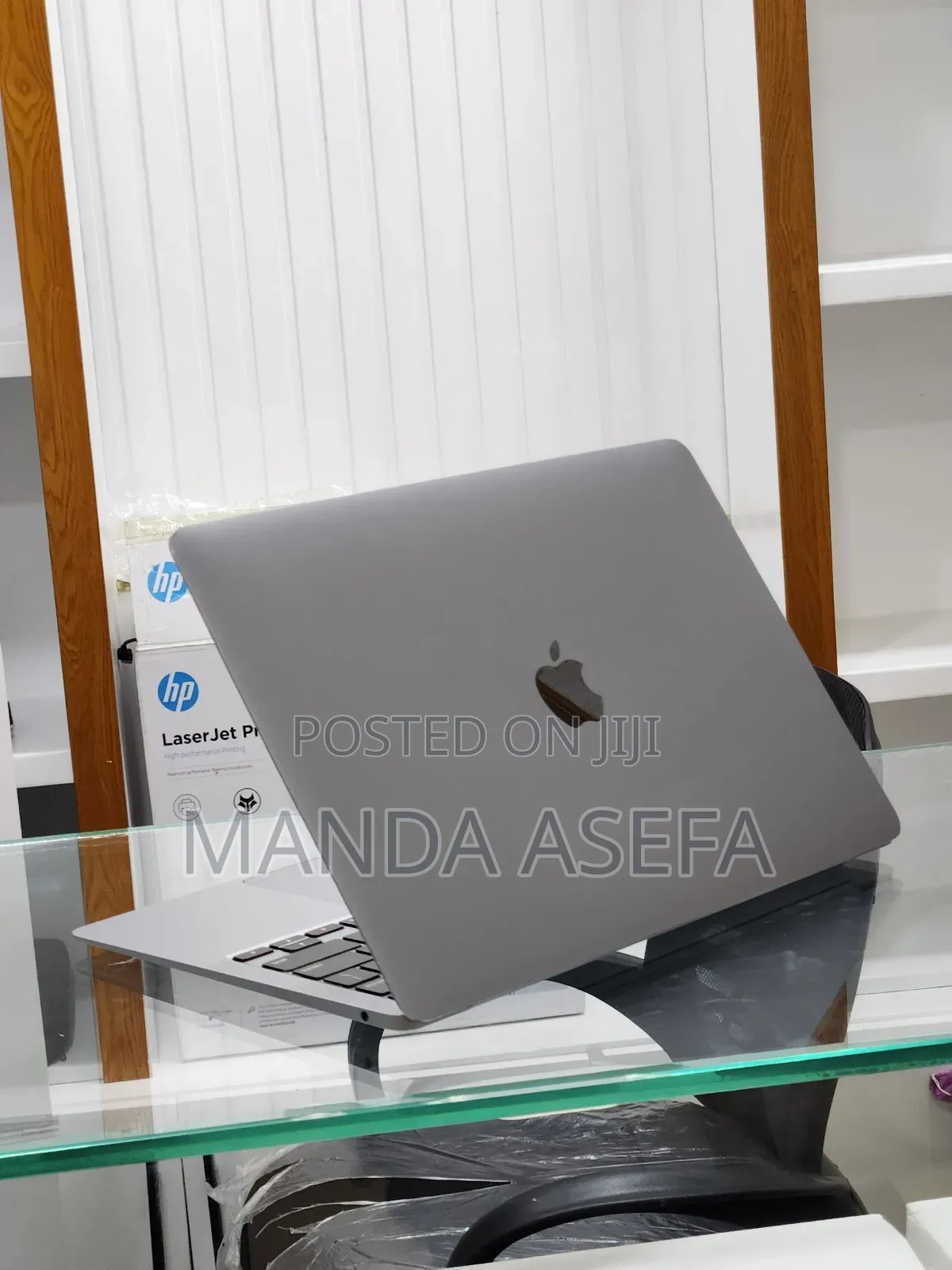 New Laptop Apple MacBook Air 2020 8GB Intel Core i3 SSD 256GB