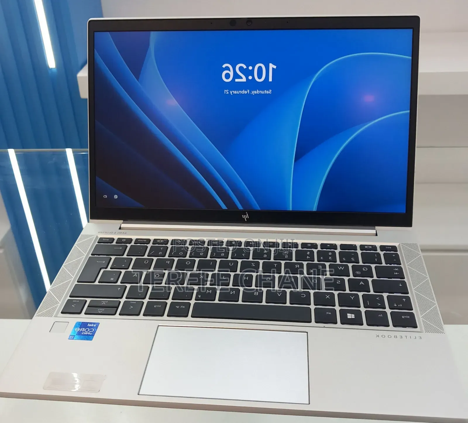 New Laptop HP EliteBook 830 G8 16GB Intel Core i7 SSD 512GB