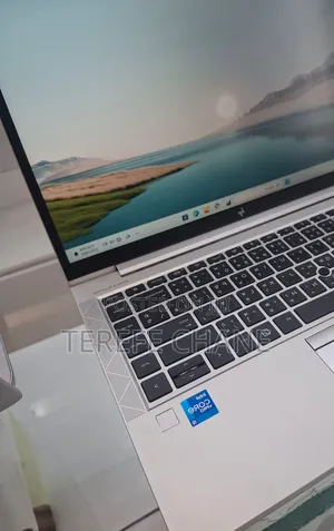 New Laptop HP EliteBook 840 G8 16GB Intel Core i5 SSD 512GB
