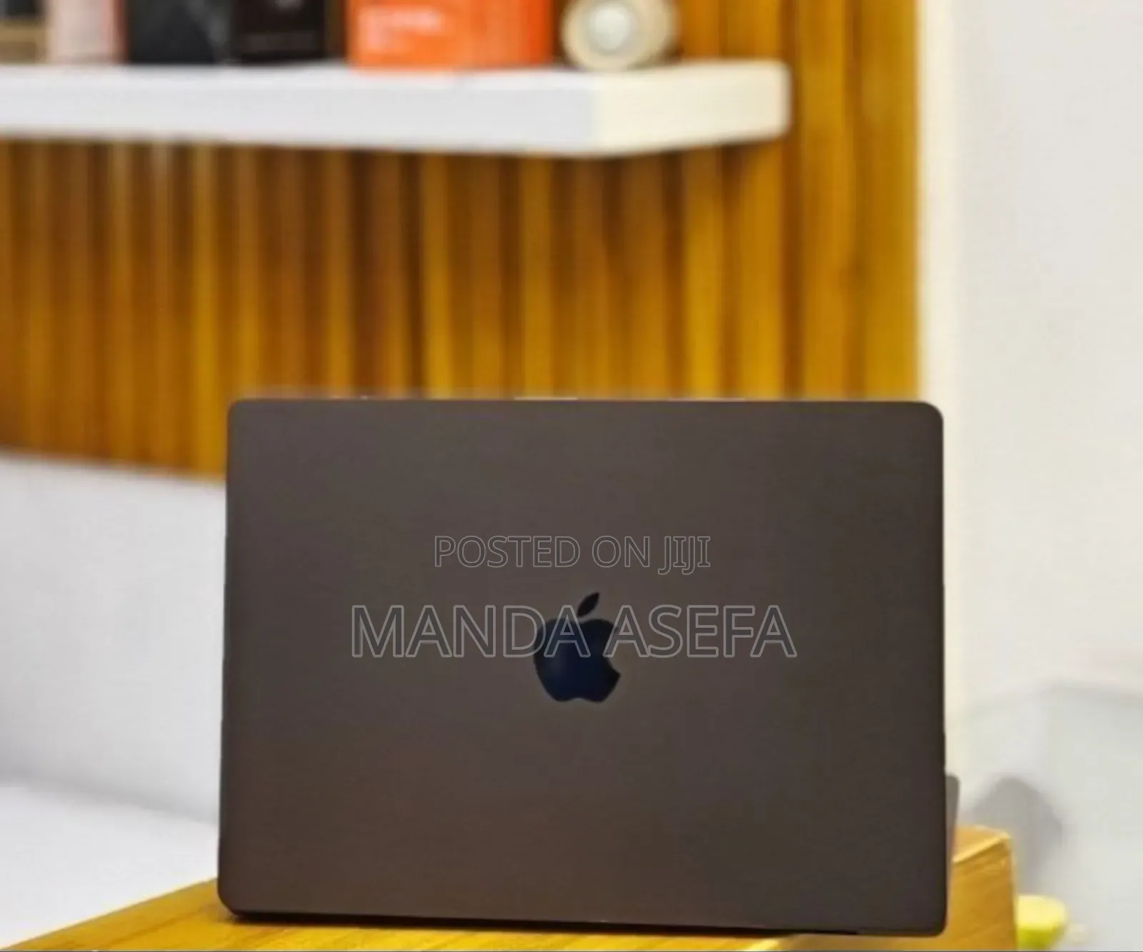 New Laptop Apple MacBook Pro 18GB Apple M3 Pro SSD 512GB