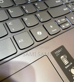 New Laptop Lenovo Yoga 7i 16GB Intel Core Ultra 7 SSD 1T