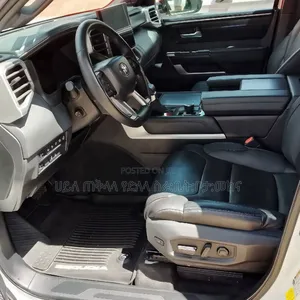 Toyota Sequoia 2024 Ivory