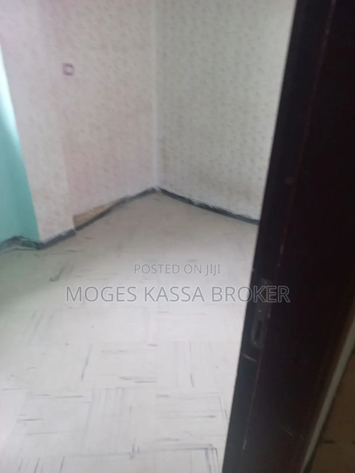 3bdrm Condo in የሚሸጥ አያት መብራት ኃይል, Yeka for sale