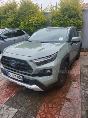 Toyota RAV4 2022 Green