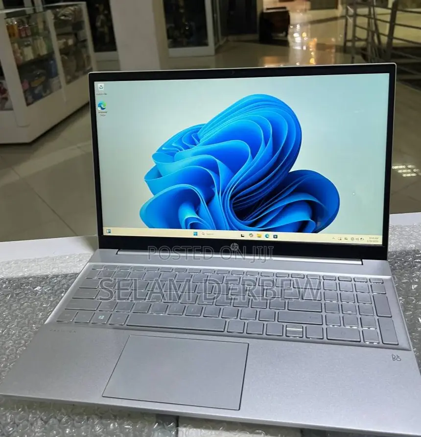 New Laptop HP Pavilion 15 16GB Intel Core i7 SSD 512GB