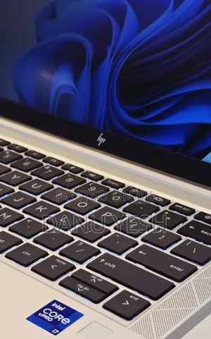 New Laptop HP EliteBook 830 G8 16GB Intel Core i7 SSD 512GB