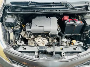 Toyota Yaris 2011 Gray