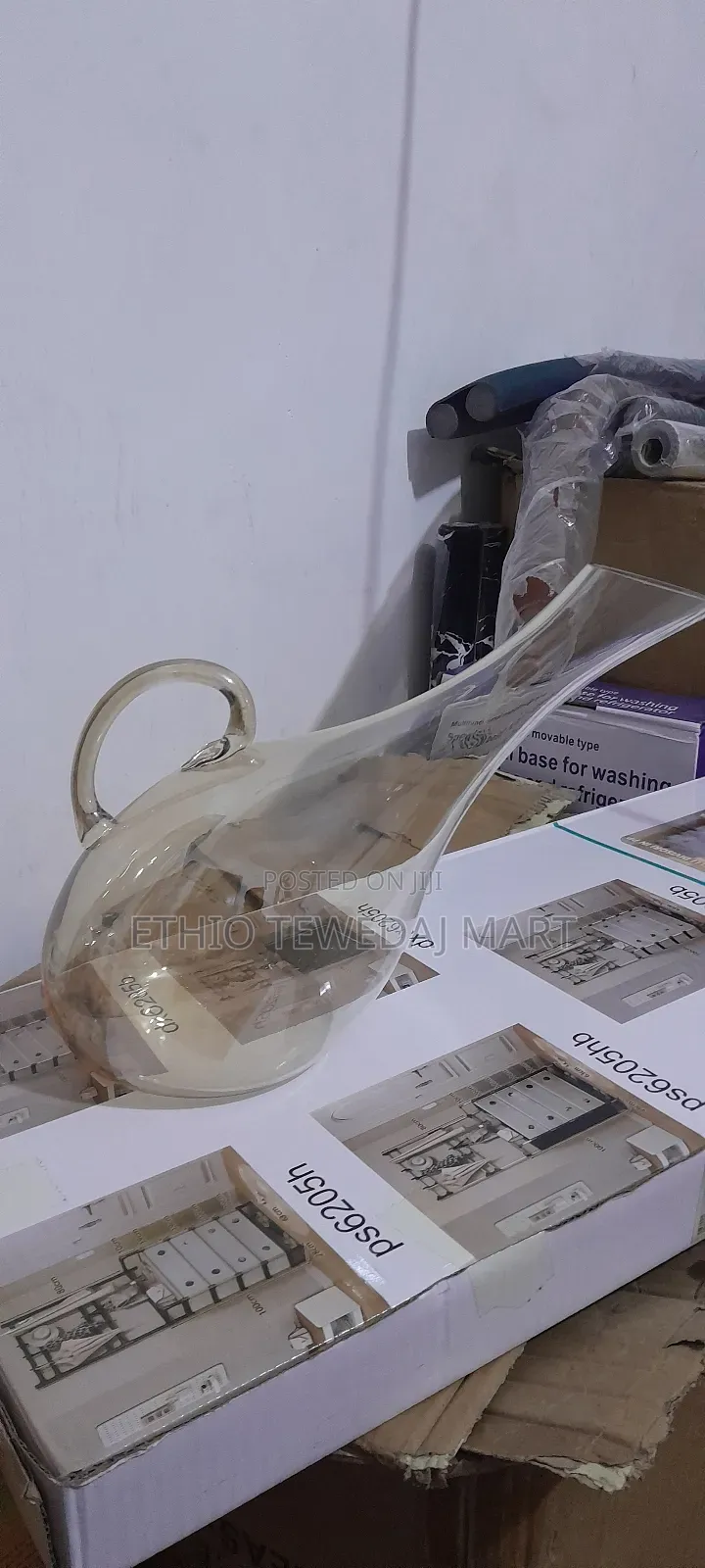 Wine Decanter የወይን ማቅረቢያ