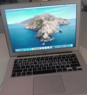New Laptop Apple MacBook 2015 8GB Intel Core i5 SSD 256GB