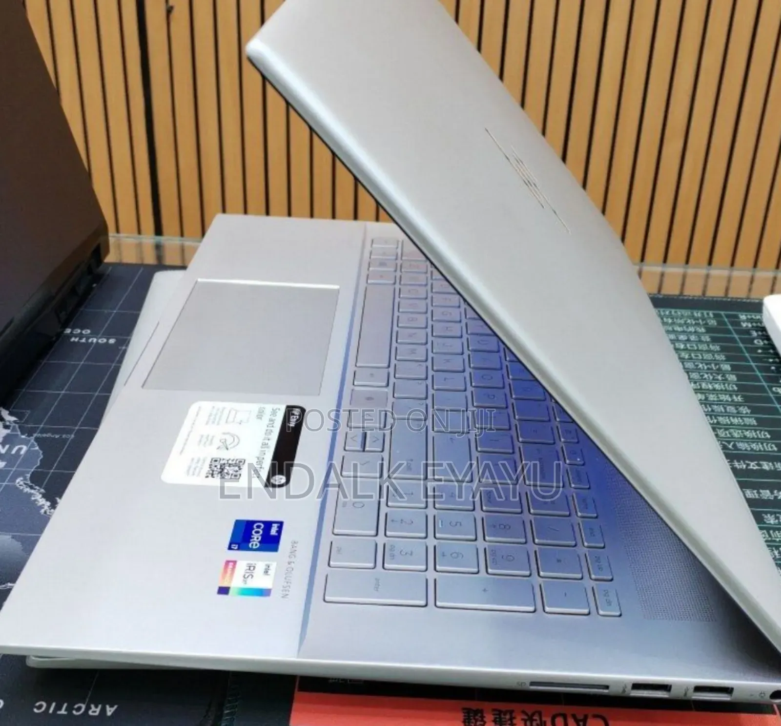 New Laptop HP Envy 17 16GB Intel Core i7 SSD 512GB