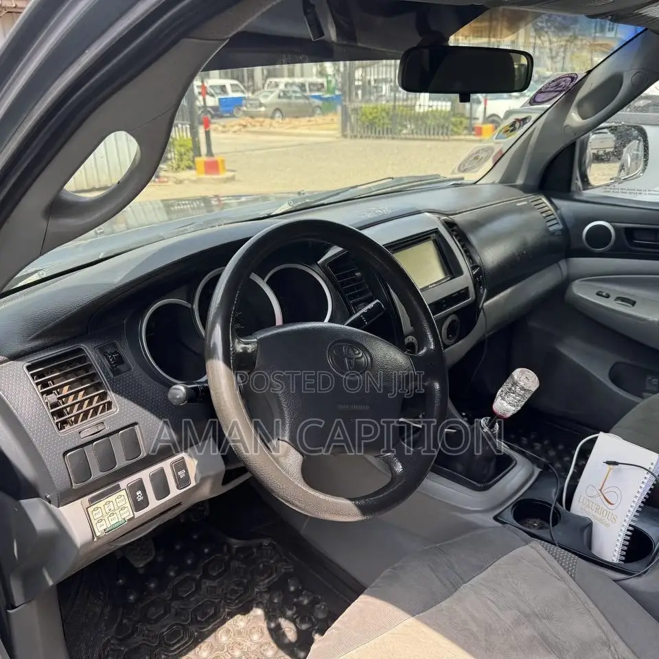 Toyota Tacoma 2008 Gray