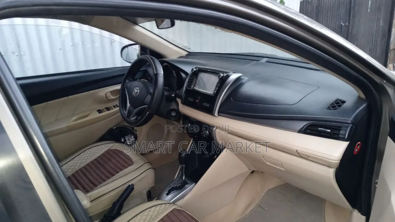 Toyota Yaris 2014 Brown