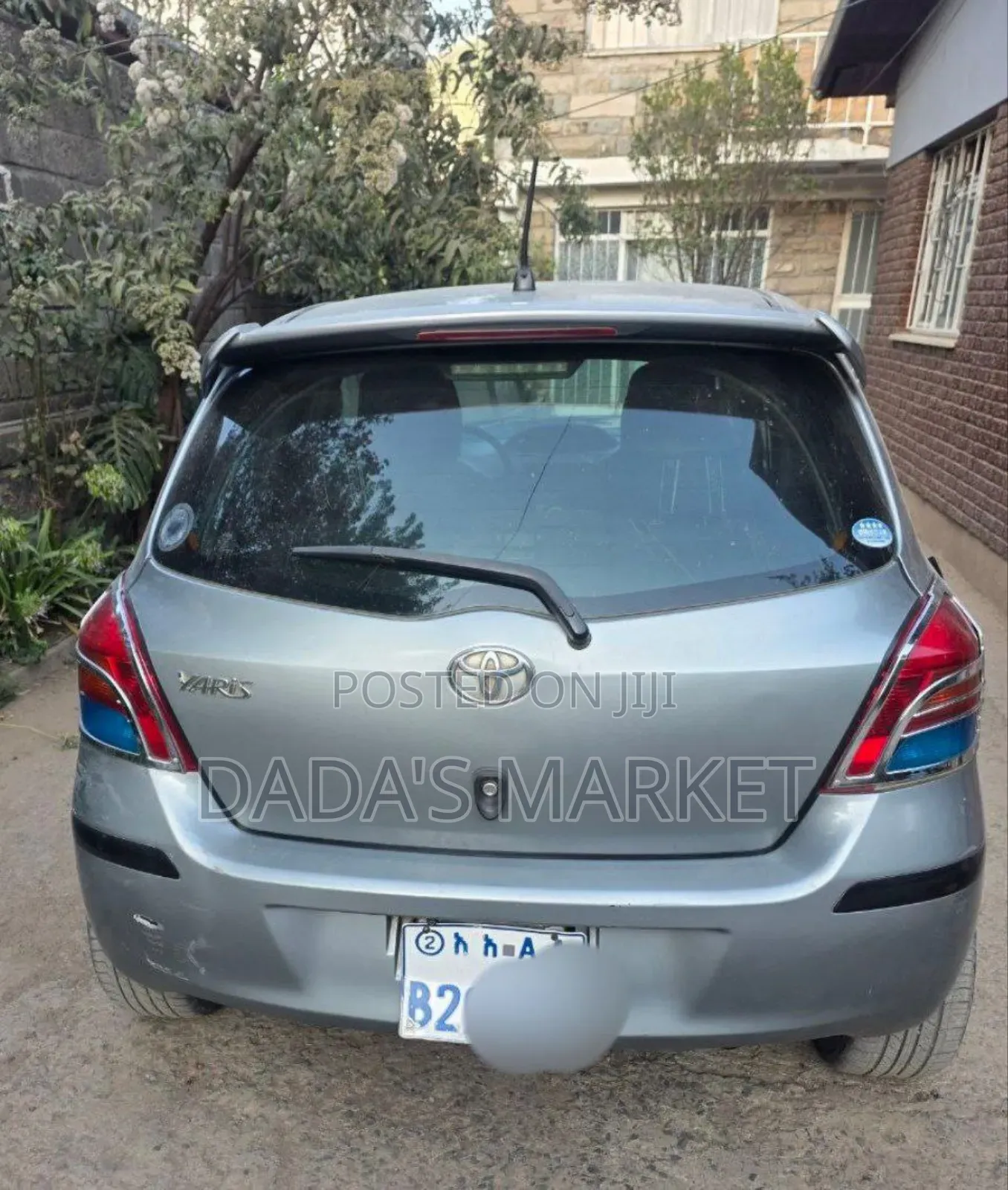 Toyota Yaris 2010 Silver