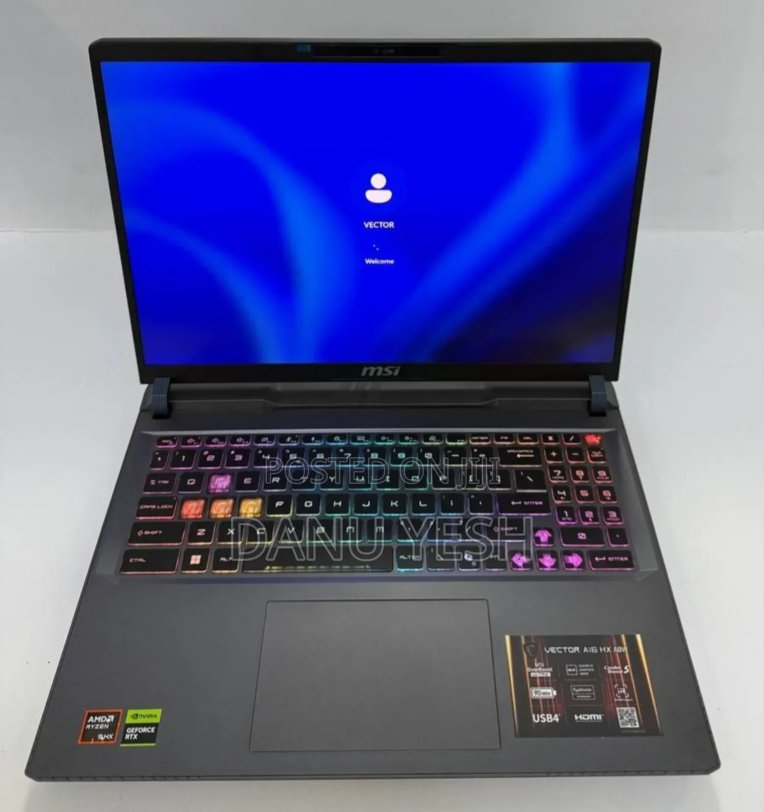 New Laptop MSI Vector 16 HX AI A2XWIG 16GB AMD Ryzen 9 SSD 1T