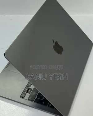 New Laptop Apple MacBook Air 2023 M2 8GB Apple M2 SSD 256GB