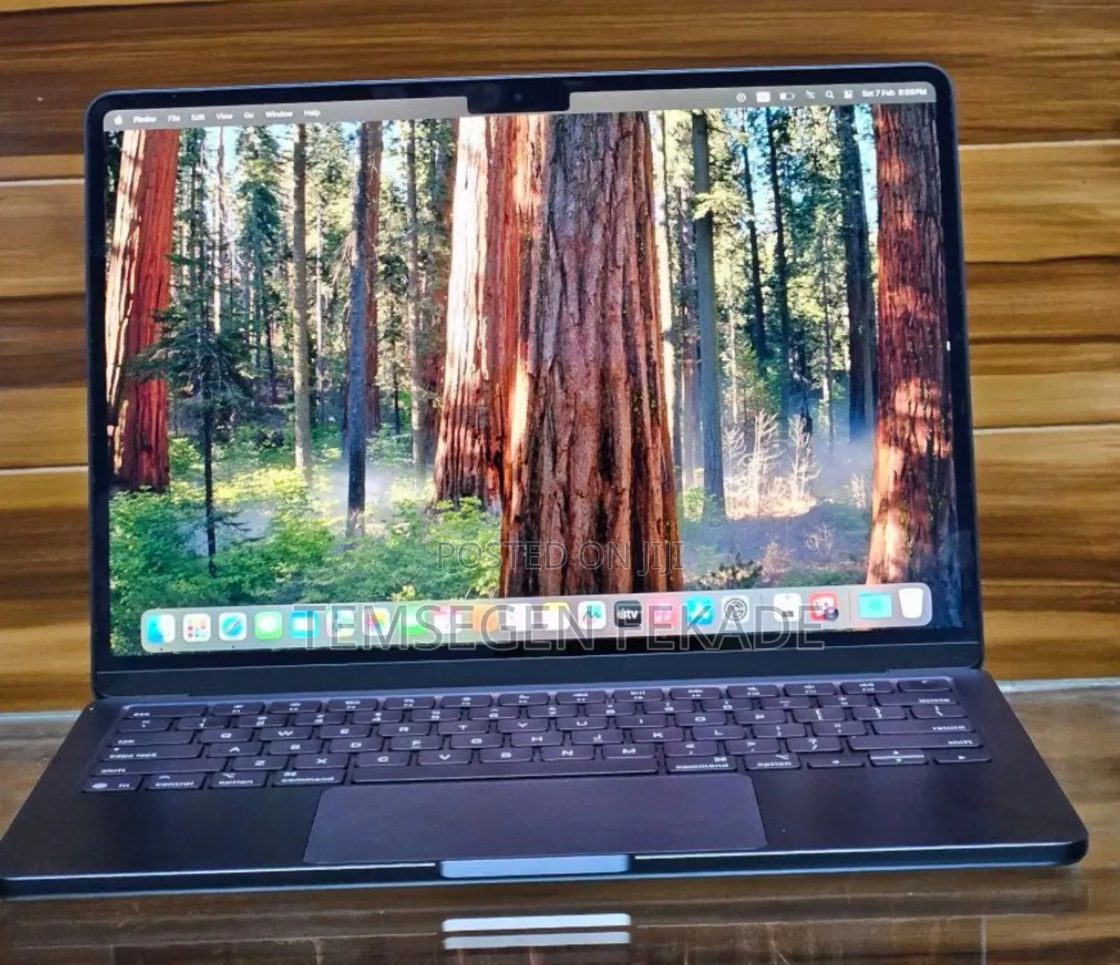 New Apple MacBook Air 2025 M4 13-inch 16GB Apple M4 Pro SSD 256GB