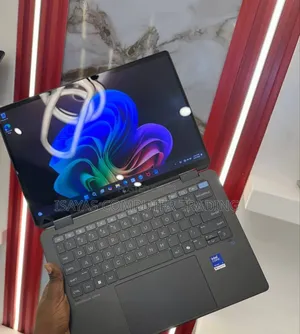 New Laptop HP OmniBook 5 14" 16GB Intel Core Ultra 7 SSD 1T