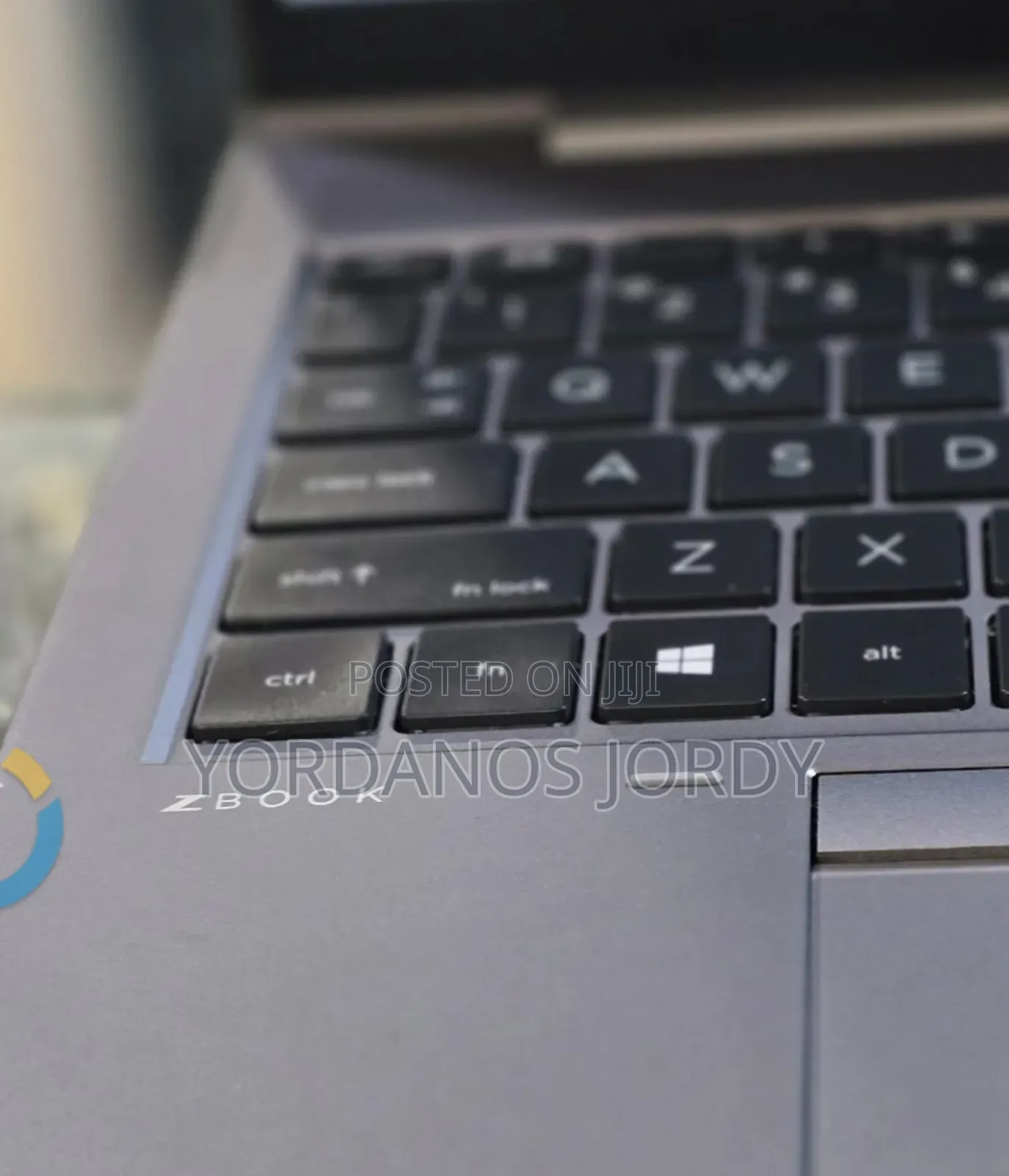 New Laptop HP ZBook Firefly G8 16GB Intel Core i7 SSD 512GB