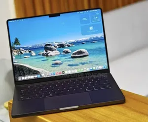 New Laptop Apple MacBook Pro 2023 M3 14-inch 18GB Apple M3 SSD 512GB