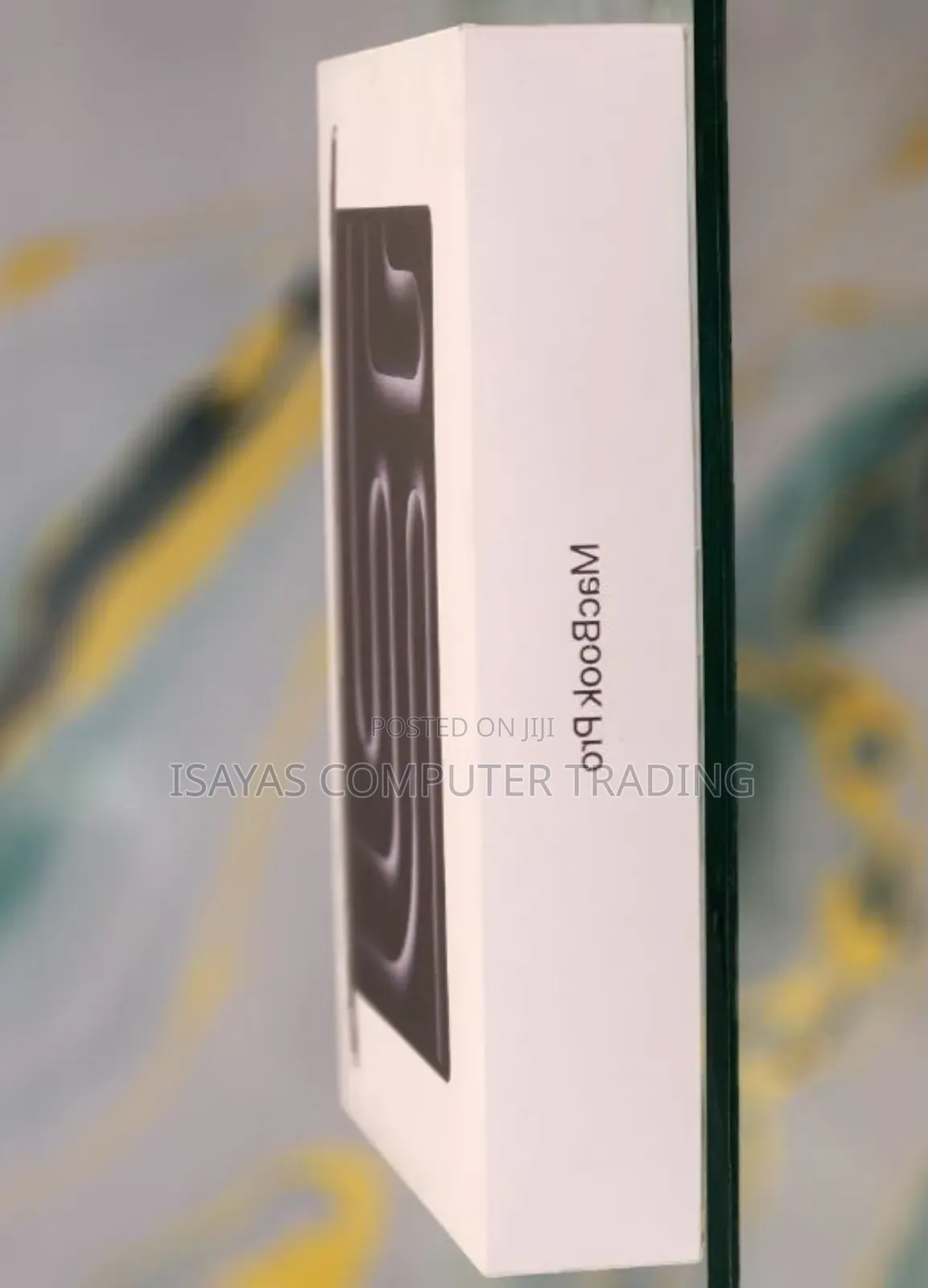 New Laptop Apple Macbook Pro 2025 M5 14-inch 16GB Apple M5 SSD 512GB