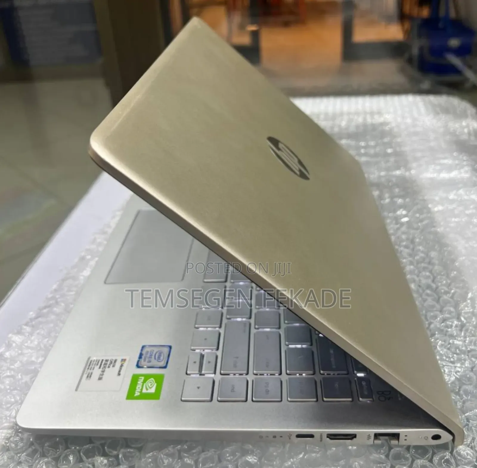 New Laptop HP Pavilion 14 8GB Intel Core i5 SSD 512GB