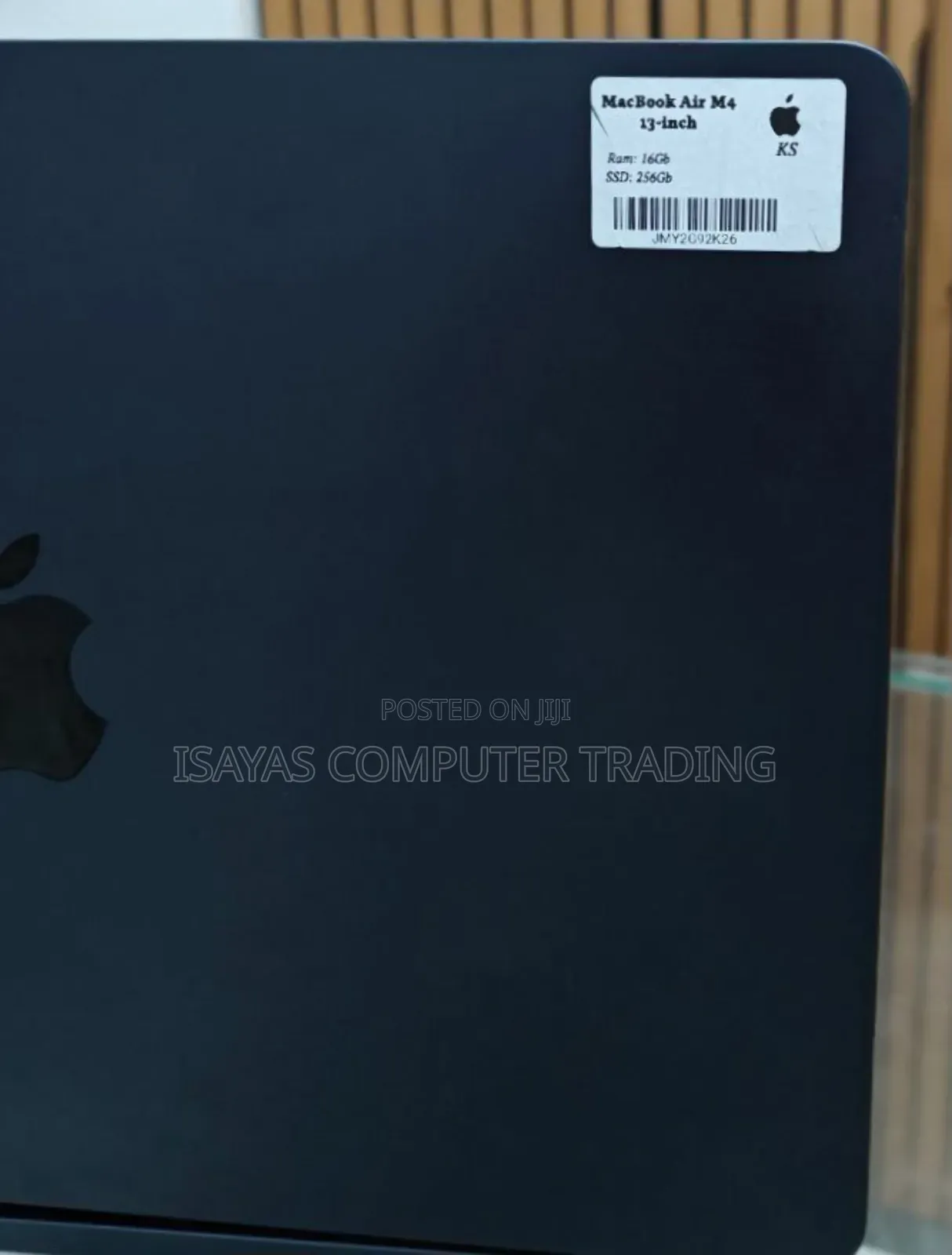 New Laptop Apple MacBook Air 2025 M4 13-inch 16GB Apple M4 SSD 256GB