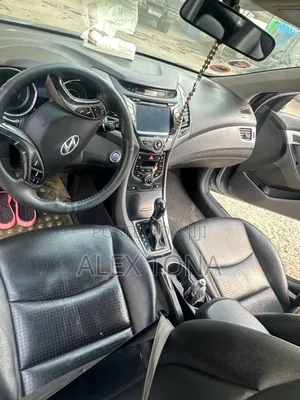 Hyundai Avante 2015 Gray