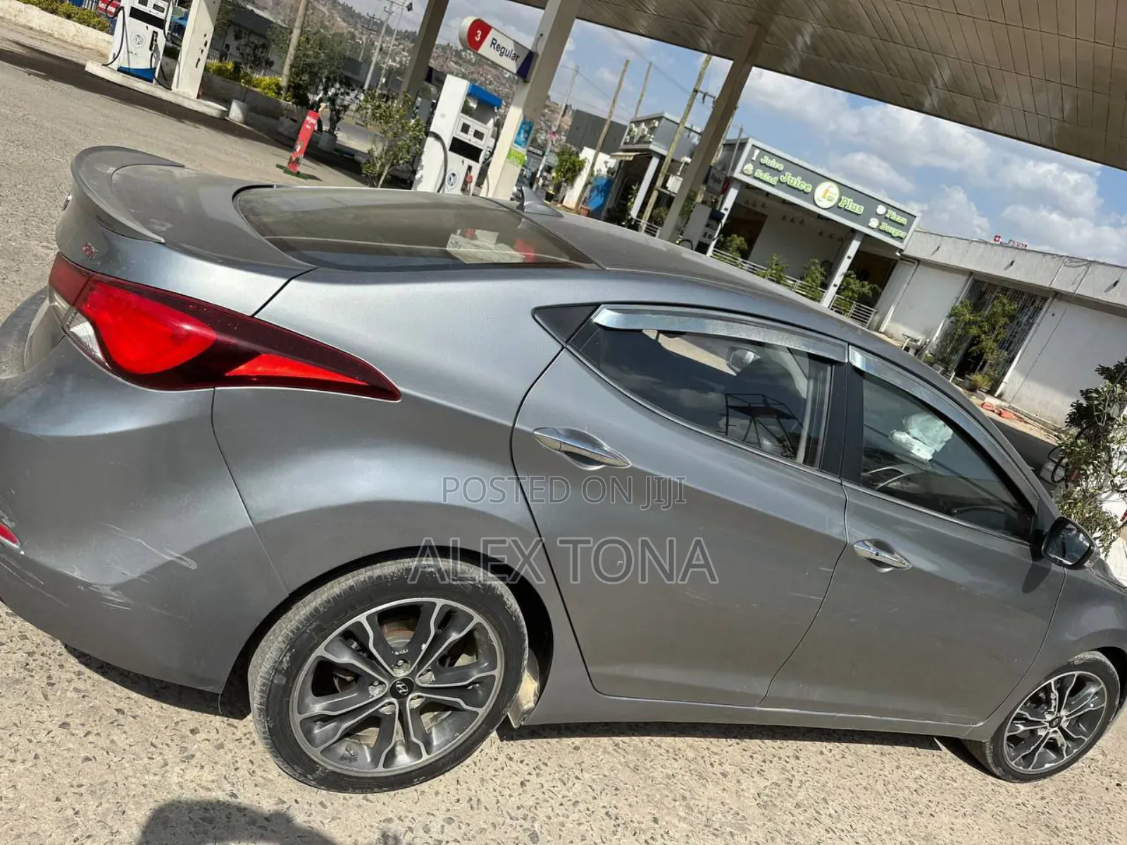 Hyundai Avante 2015 Gray