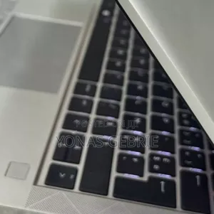 New Laptop HP 16GB AMD Ryzen 5 SSD 512GB