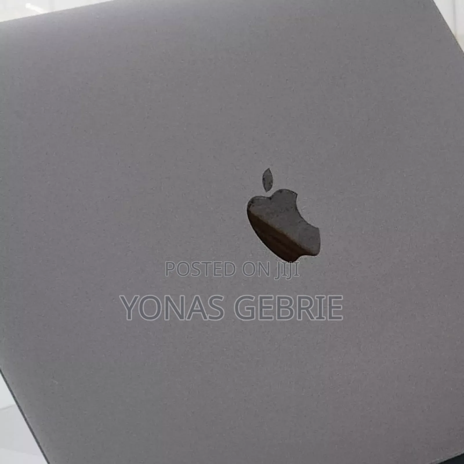 New Laptop Apple MacBook 8GB Intel Core i3 SSD 256GB