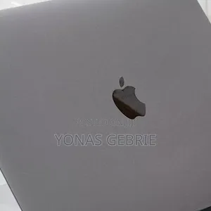 New Laptop Apple MacBook 8GB Intel Core i3 SSD 256GB