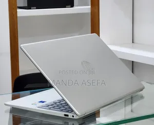 New Laptop HP Stream Notebook 16GB Intel Core i7 SSD 512GB