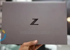 New Laptop HP ZBook Firefly G8 16GB Intel Core i7 SSD 512GB