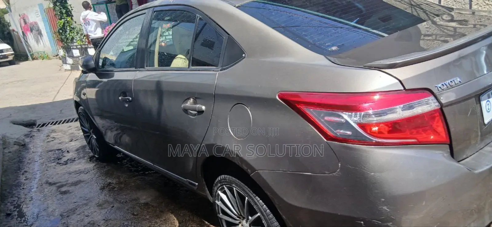 Toyota Yaris 2014 Gold