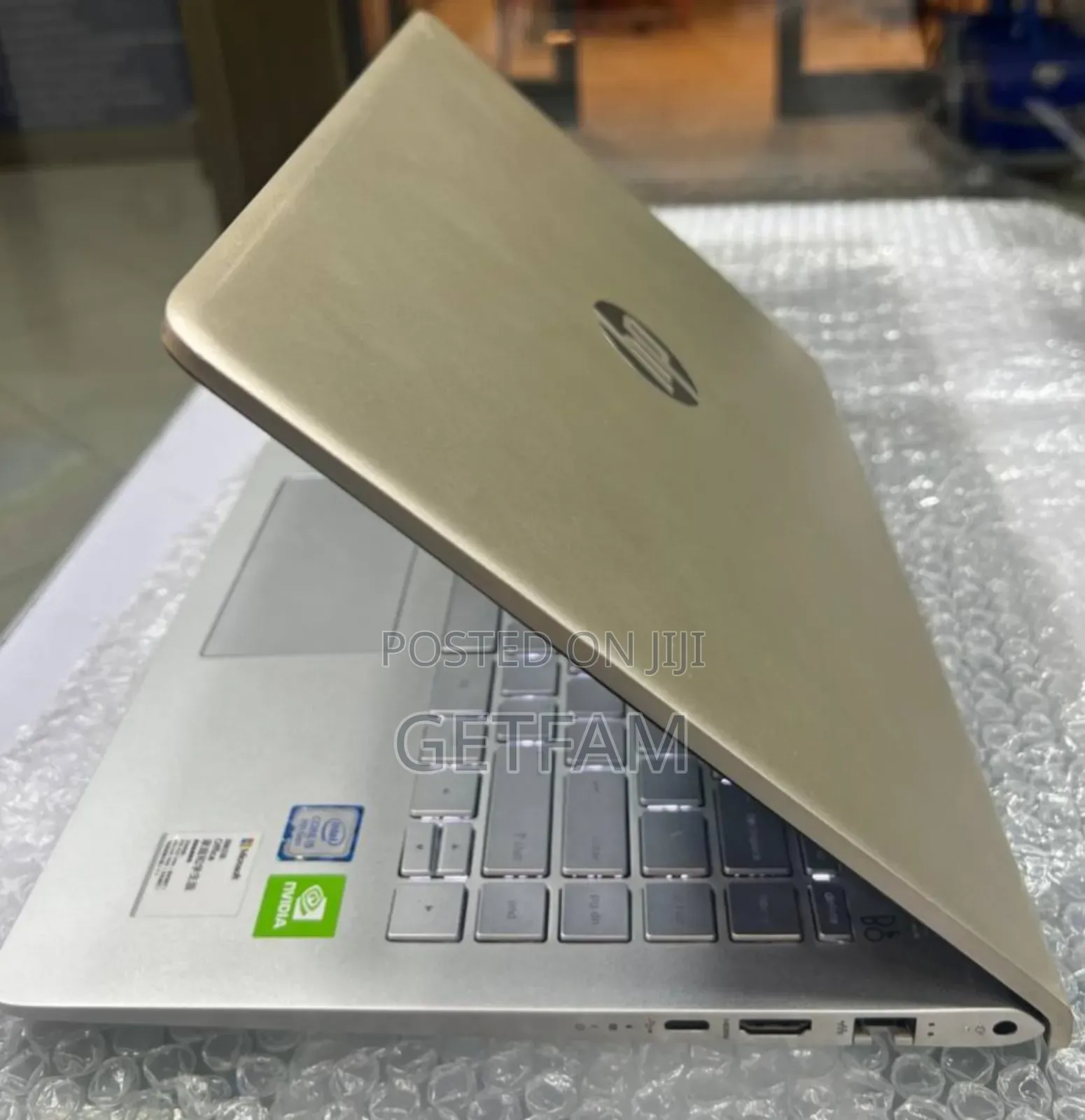 New Laptop HP Pavilion 15 8GB Intel Core i5 SSD 512GB