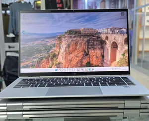 New Laptop HP Spectre 16GB Intel SSD 512GB