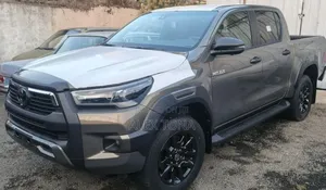 New Toyota Hilux 2025