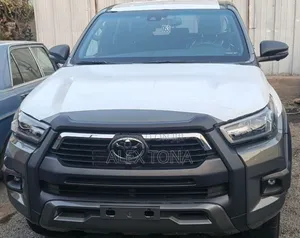 New Toyota Hilux 2025