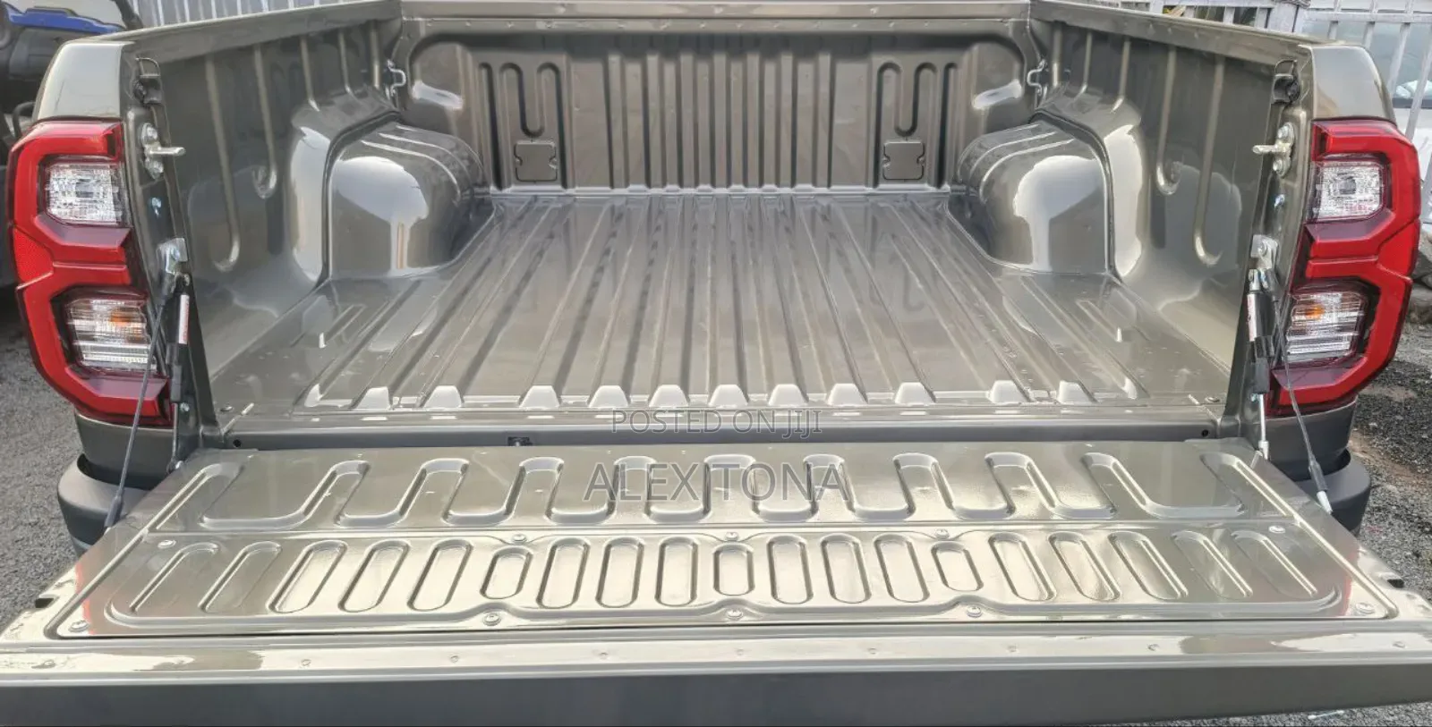 New Toyota Hilux 2025