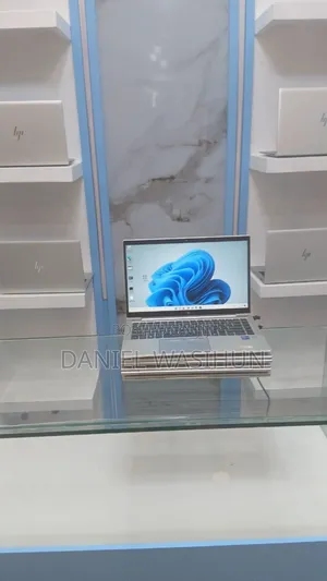 New Laptop HP EliteBook 840 G8 16GB Intel Core i7 SSD 512GB