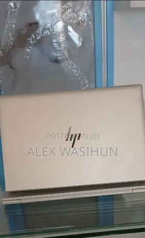 New Laptop HP EliteBook 830 G8 8GB Intel Core i7 SSD 512GB