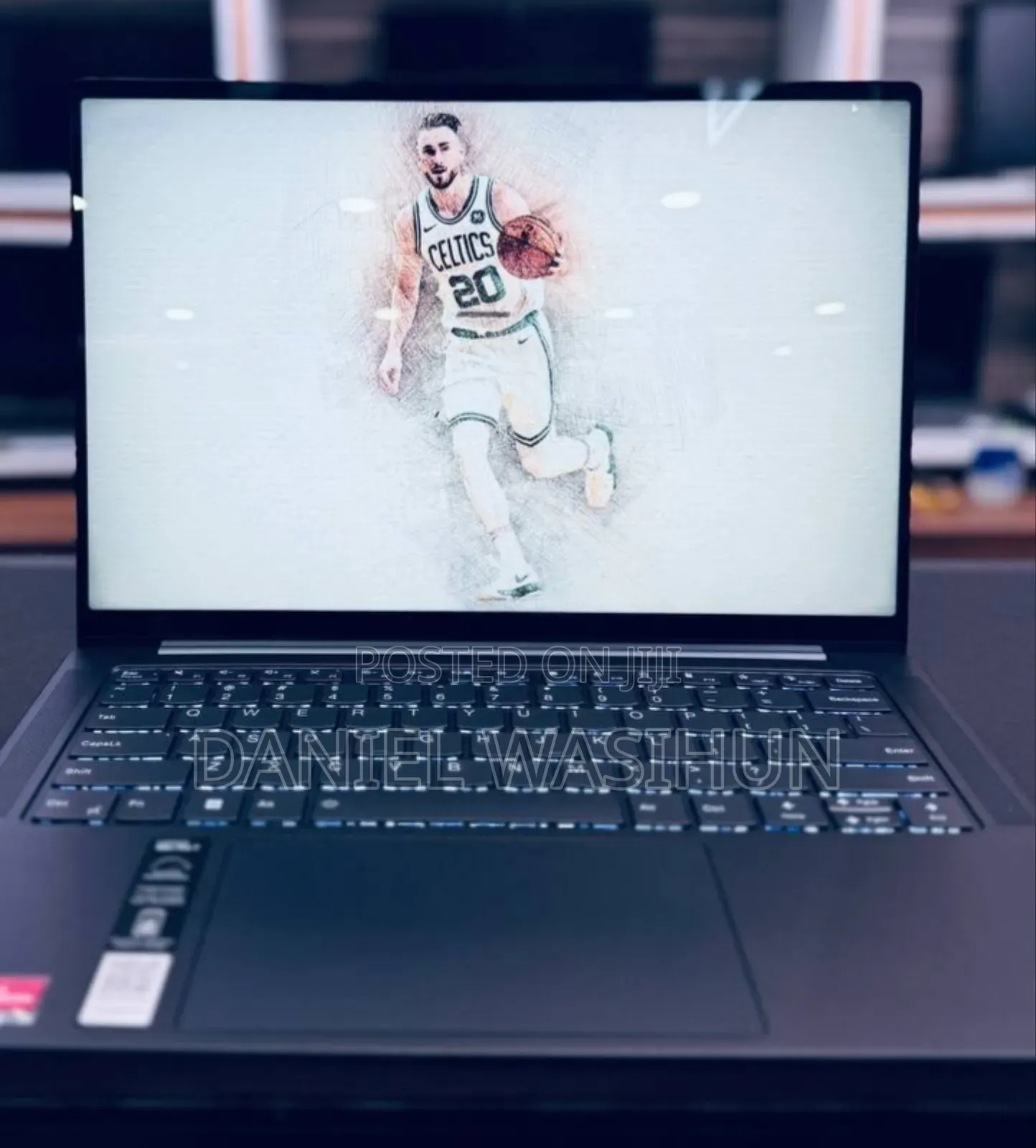 New Laptop Lenovo 16GB AMD Ryzen 7 SSD 512GB