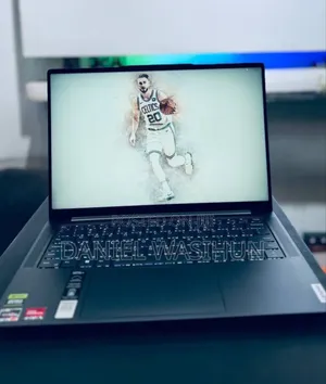 New Laptop Lenovo 16GB AMD Ryzen 7 SSD 512GB