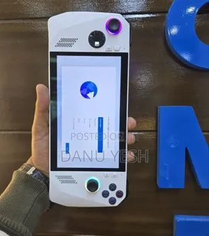 New Laptop Asus 16GB AMD Ryzen 7 SSD 512GB